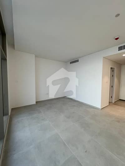 Chance Deal 3 Bedroom Apartment In The Views Tower Specious Apartment
