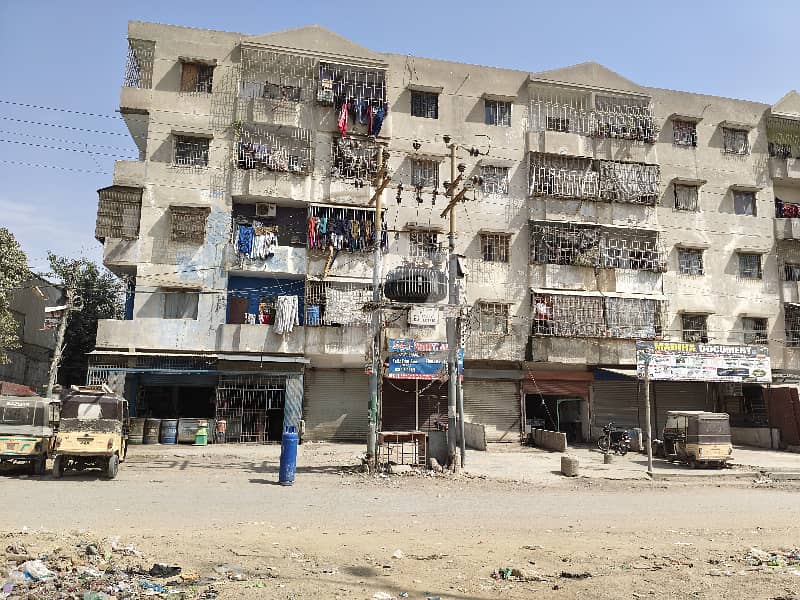 FLAT FOR SALE FLAT FOR SALE