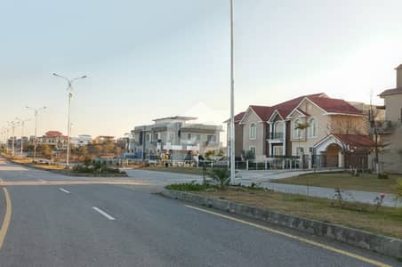 Shifa Cooperative Housing Society SCHS 500 Sq. Yrd Ideal Location Size (50x88) Available Plot For Sale Reasonable Demand