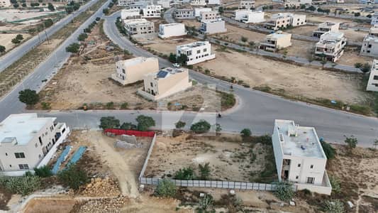272 Square Yard Plot For Sale Precinct-8, Bahria Town Karachi Prime Location | Ideal For Residence Or Investment. Just 5 Mins Drive From Entrance | Near Park, Mosque, Midway Commercial & Bahria Heights
