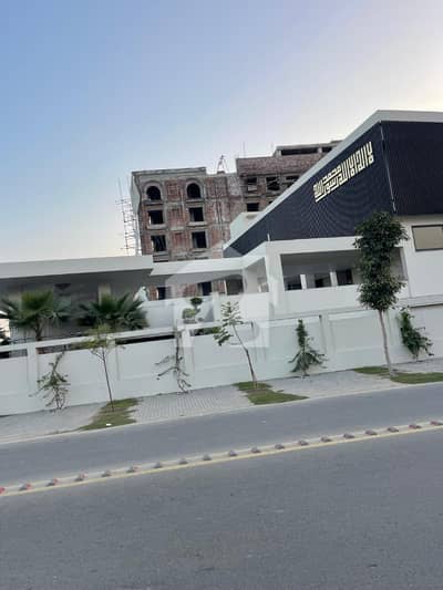 30 MARLA PRIME LOCATION PLOT AVAILABLE FOR SALE