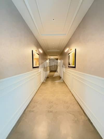 10 MARLA 2,250 SQ, FEET BRAND NEW LUXURY FULLY FURNISHED FAMILY APARTMENT AVAILABLE FOR RENT IN EX AIR AVENUE DHA PHASE 8 LAHORE. TWO BEDROOM ACCOMMODATION, BEAUTIFUL APARTMENT
