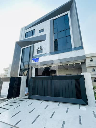 10 Marla brand new house for sale near to 150 ft rod satlesh house