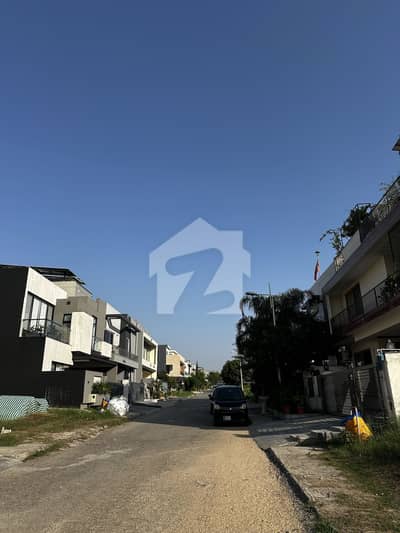 Investor rate Prime Location Plot for Sale in Zaraj Housing Scheme | Best Deal in This Budget | Near Giga Mall & GT Road