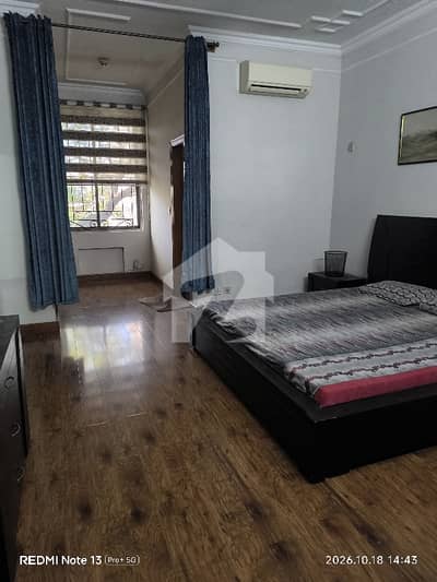 House Having 5 Bedrooms & 5 Bathrooms DD TV Lounge Kitchen