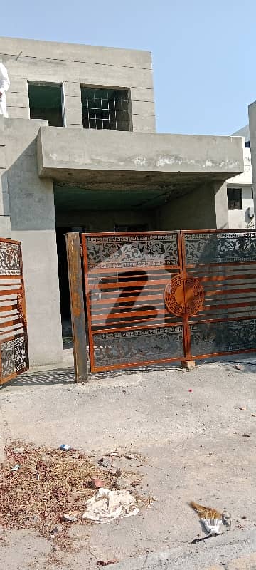 5 Marla Grey Str House For Sale Bahria Orchard Lahore