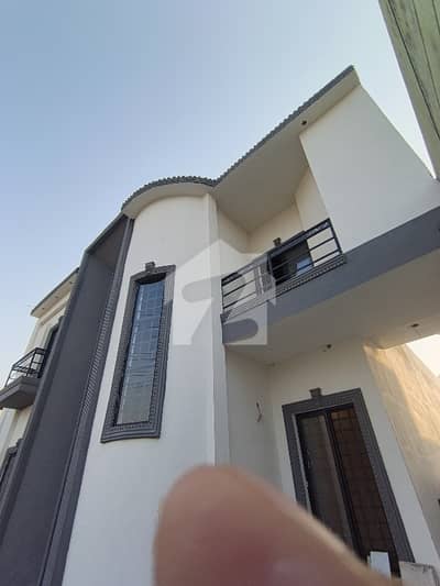 13 Marla duble storey house is available for sale in medical Town Lahore jati umrha road bank lon available