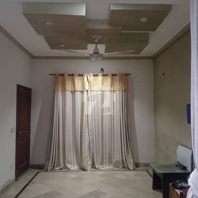5.5 MARLA FULL INDEPENDENT HOUSE AVAILABLE FOR RENT IN NAZ TWON NEAR TO VALANCIA TWON LAHORE