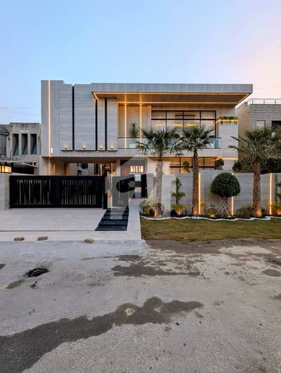 KANAL ULTRA MODERN DESIGN DOUBLE HEIGHT LOBBY HOUSE FOR SALE IN DHA EME