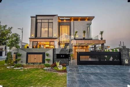 ڈی ایچ اے فیز 5 ڈی ایچ اے ڈیفینس,لاہور میں 5 کمروں کا 1 کنال مکان 3.25 لاکھ میں کرایہ پر دستیاب ہے۔