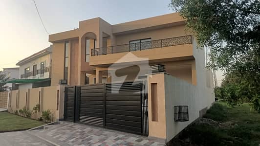 1 Kanal 1.5 Storey House For Sale In AWT Phase 1