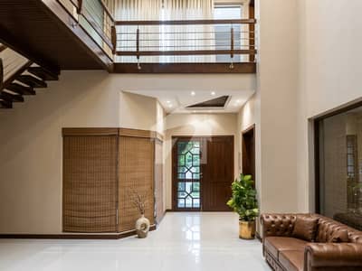 1 kanal beautiful tiles floor house for rent at the prime location of johar town