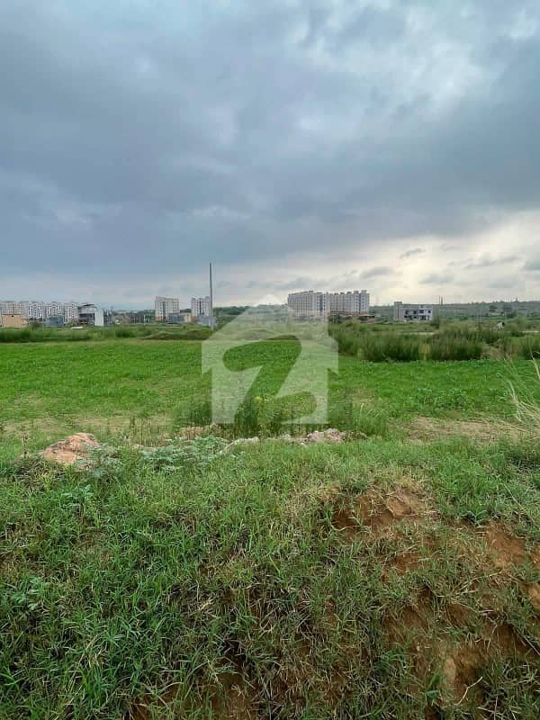 پی ای سی ایچ ایس اسلام آباد میں 10 مرلہ رہائشی پلاٹ 55.0 لاکھ میں برائے فروخت۔ پی ای سی ایچ ایس اسلام آباد میں 10 مرلہ رہائشی پلاٹ 55.0 لاکھ میں برائے فروخت۔