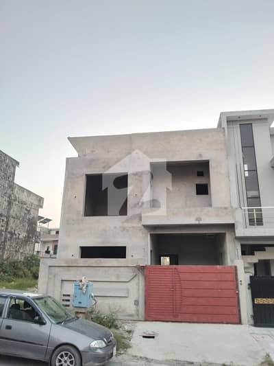 5 Marla Single Unit Gray Structure For Sale