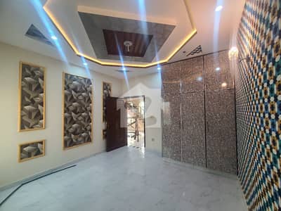 2 Marla Flat Available For Rent
