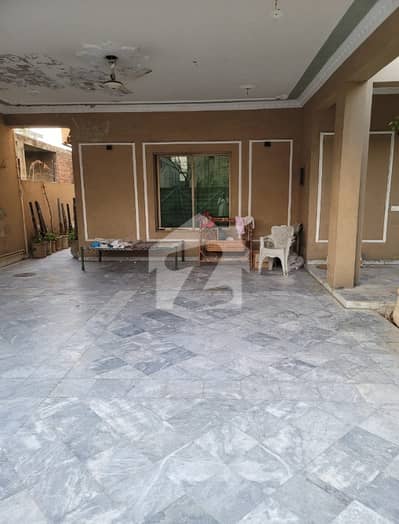 1-Kanal Used Double Storey House For Sale In Valancia Housing Society, Lahore. 1-Kanal Used Double Storey House For Sale In Valancia Housing Society, Lahore.