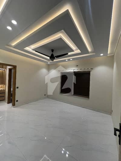A MAGNIFICENT LUXURY RESIDENCE WITH BREATHTAKING MARGALLA VIEWS 1777 SQUARE YARDS | EXCLUSIVE LUXURY HOME | ISLAMABAD