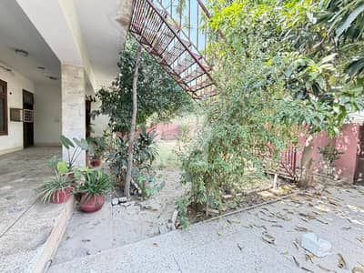 Prime Location House In Hayatabad Phase 1 Sized 20 Marla Is Available