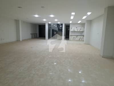 جی ۔ 8 اسلام آباد میں 11 مرلہ Studio دفتر 5.5 لاکھ میں کرایہ پر دستیاب ہے۔