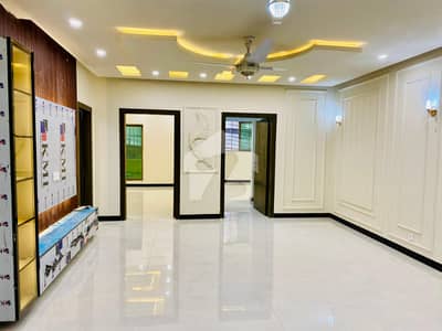 F-11 Markaz Brand New Fully Renovated 3 Bedroom Attached Bath TV Lounge Kitchen Car Parking Apartment Available For Sale F-11 Markaz Brand New Fully Renovated 3 Bedroom Attached Bath TV Lounge Kitchen Car Parking Apartment Available For Sale