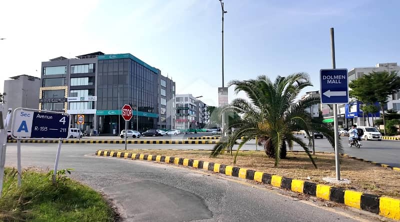 COMMERCIAL PLOT FOR SALE COMMERCIAL PLOT FOR SALE