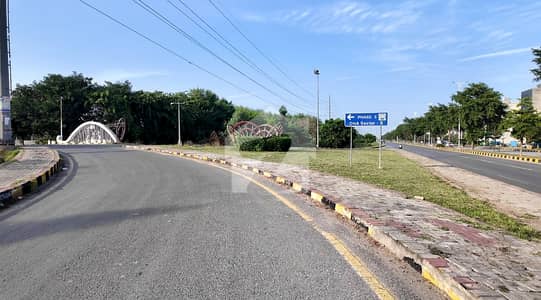 1 Kanal Plots (Pair / Triplet Available) | Near Park & Mosque, Back of 70 Feet Road