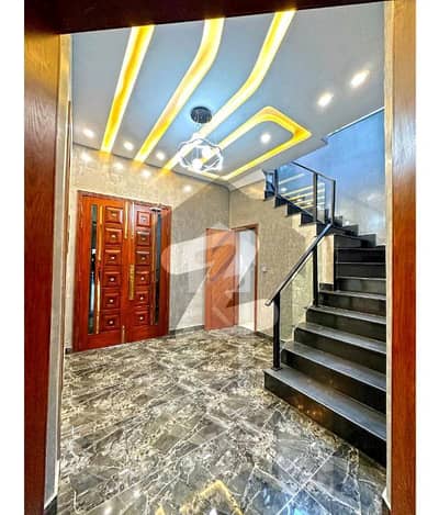 Modern, North Facing, Main Boulevard, Brand New 11.5 Marla House For Sale Modern, North Facing, Main Boulevard, Brand New 11.5 Marla House For Sale