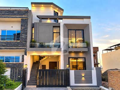 Designer 5 Marla House For Sale In F Block