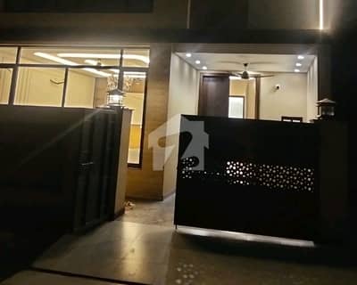 لیک سٹی میڈوز فیز 1 - بلاک اے لیک سٹی میڈوز فیز 1,لیک سٹی میڈوز,لاہور میں 3 کمروں کا 5 مرلہ مکان 2.9 کروڑ میں برائے فروخت۔