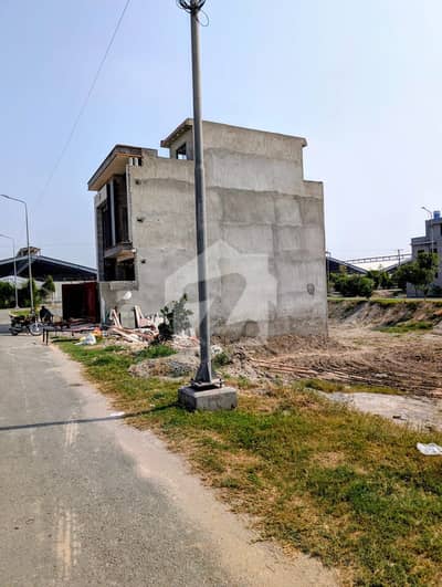 5 Marla Corner Plot For Sale In Crytal Block Near Park And Mosque 5 Marla Corner Plot For Sale In Crytal Block Near Park And Mosque