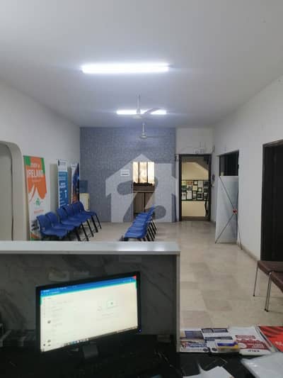 Best Commercial Office 60 Feet Road 400 Yard Gulshan Best Commercial Office 60 Feet Road 400 Yard Gulshan