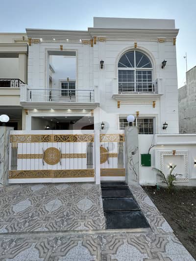 Bahria Nasheman 5 Marla Brand New Luxury Owner Build House Available For Sale Very Affordable Price