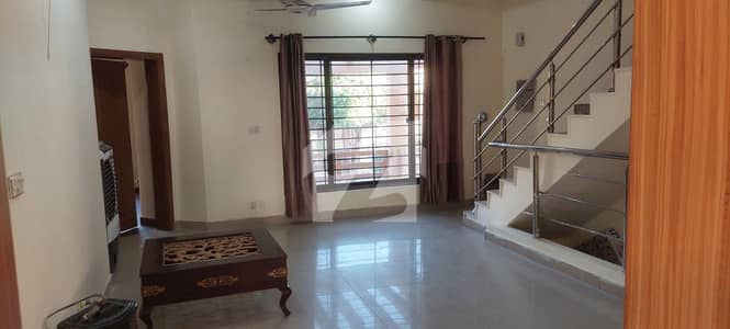 Beautiful Used House With Basement