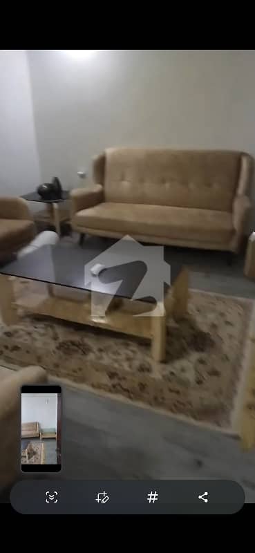 پی ای سی ایچ ایس بلاک 2 پی ای سی ایچ ایس,جمشید ٹاؤن,کراچی میں 4 کمروں کا 10 مرلہ بالائی پورشن 2.5 لاکھ میں کرایہ پر دستیاب ہے۔