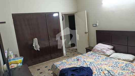 3 BED DD LEASED FLAT IN YASIR TERRACE GULISTAN E JAUHAR (BANK LOAN POSSIBLE)