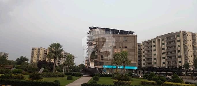 عسکری 11 ۔ سیکٹر بی اپارٹمنٹس عسکری 11,عسکری,لاہور میں 3 کمروں کا 10 مرلہ فلیٹ 1.25 لاکھ میں کرایہ پر دستیاب ہے۔
