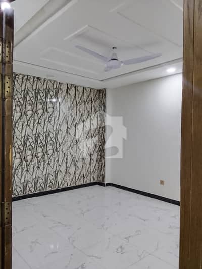 Prime Location House For Rent In Cbr