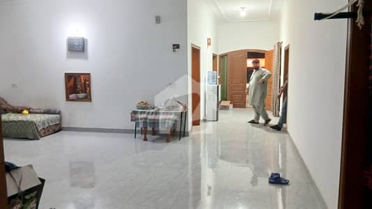 ویلینشیاء ہاؤسنگ سوسائٹی لاہور میں 3 کمروں کا 1 کنال بالائی پورشن 1.35 لاکھ میں کرایہ پر دستیاب ہے۔ ویلینشیاء ہاؤسنگ سوسائٹی لاہور میں 3 کمروں کا 1 کنال بالائی پورشن 1.35 لاکھ میں کرایہ پر دستیاب ہے۔