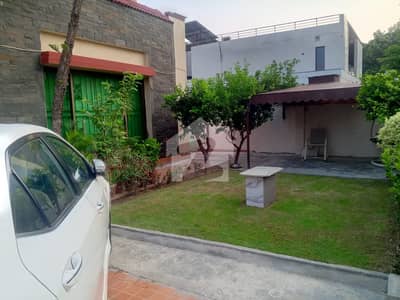 ڈی ایچ اے فیز 6 - بلاک بی ڈی ایچ اے فیز 6,ڈی ایچ اے ڈیفینس,لاہور میں 2 کمروں کا 1 کنال زیریں پورشن 1.98 لاکھ میں کرایہ پر دستیاب ہے۔