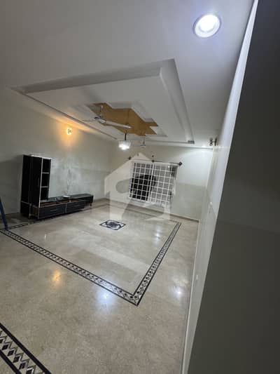 سوان گارڈن ۔ بلاک ایف سوان گارڈن,اسلام آباد میں 3 کمروں کا 1 کنال بالائی پورشن 95.0 ہزار میں کرایہ پر دستیاب ہے۔ سوان گارڈن ۔ بلاک ایف سوان گارڈن,اسلام آباد میں 3 کمروں کا 1 کنال بالائی پورشن 95.0 ہزار میں کرایہ پر دستیاب ہے۔