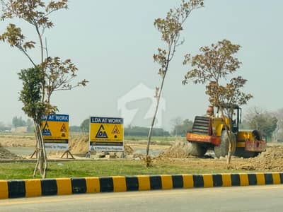 Affordable Prime Location Residential Plot Available For sale In LDA City Phase 1 - Block G1