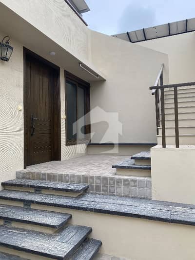 FOR RENT: 3-BEDROOM LUXURY UPPER PORTION DHA KARACHI