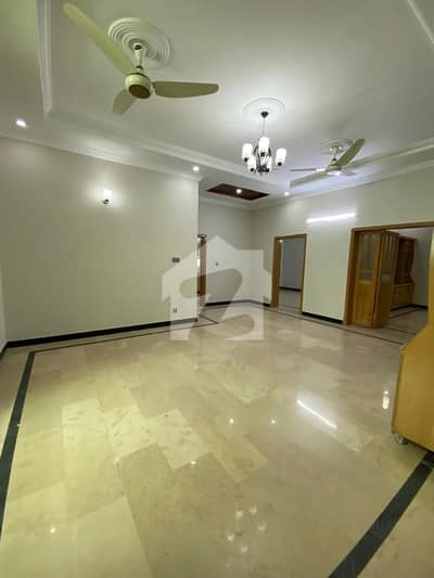 E-11 ISLAMABAD 1 Kanal Lower Portion Basement For Rent 3 Bed With Washroom Drawing Dining Tv Lounge Kichen Parking Gas Electricity E-11 ISLAMABAD 1 Kanal Lower Portion Basement For Rent 3 Bed With Washroom Drawing Dining Tv Lounge Kichen Parking Gas Electricity