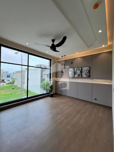 5 MARLA BRAND NEW HOUSE FOR RENT DHA 9 TOWN LAHORE