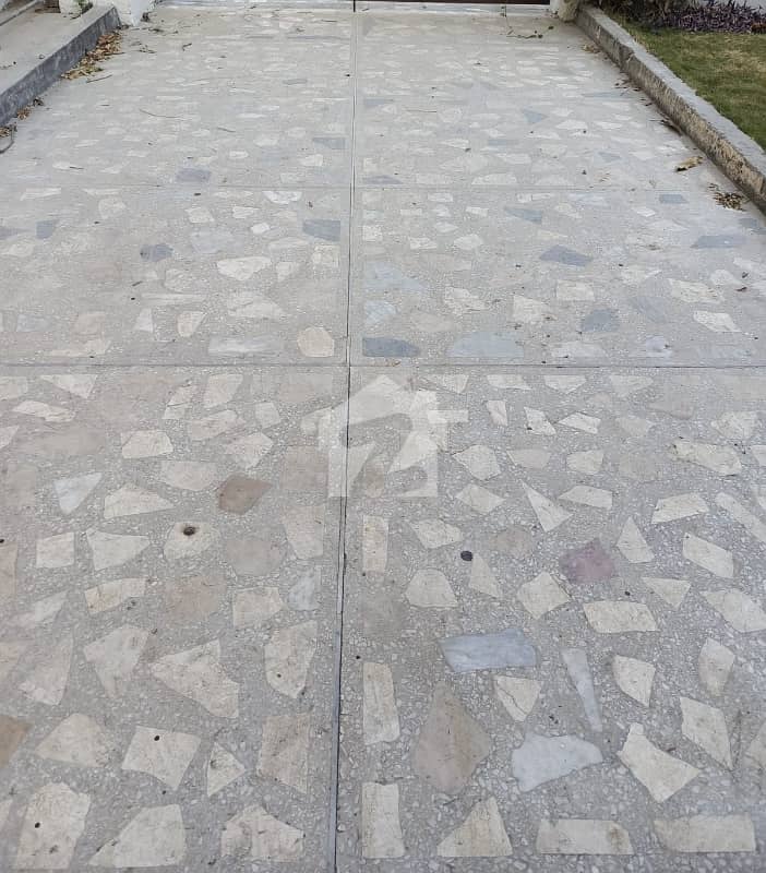 15 15