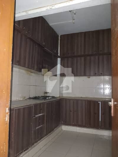 Flat For Sale 2 Bed ,DD 1050 Sq. Feet With Two Bathroom KDA Flat 2nd Floor Demand 95 Lac Gulshan Iqbal Block 3 *Code(16936)*