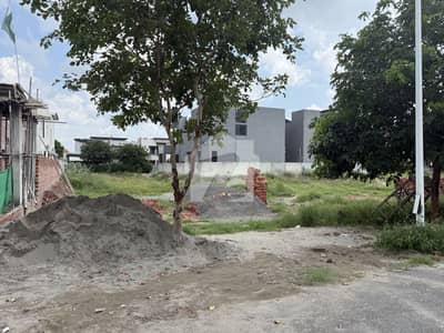 1 Kanal Pair Plot No 172+173 Urgent For Sale in DHA Phase 5 Block D Prime Location