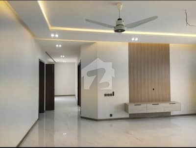 uppar portion separate portion for rent with solar installed of 15 KVA