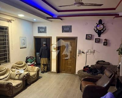 نشیمن کالونی ملتان میں 4 کمروں کا 10 مرلہ مکان 2.0 کروڑ میں برائے فروخت۔