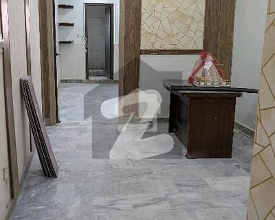 جی ۔ 11 مرکز جی ۔ 11,اسلام آباد میں 2 مرلہ دفتر 41.0 ہزار میں کرایہ پر دستیاب ہے۔